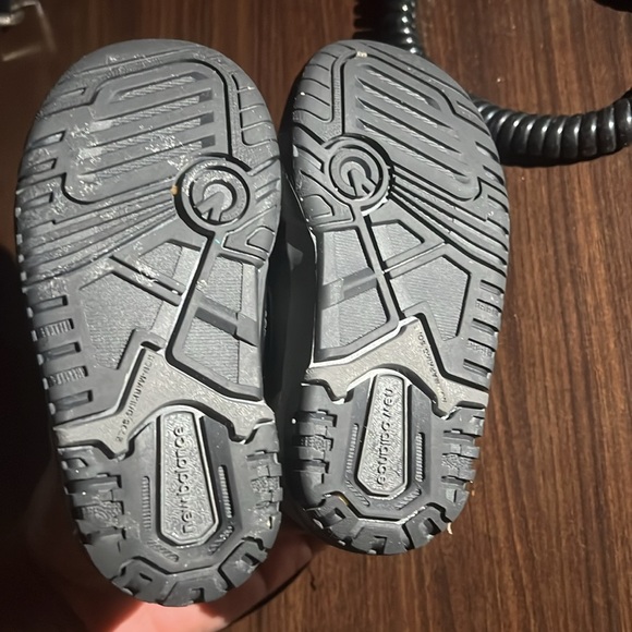 New balance - Picture 4 of 6